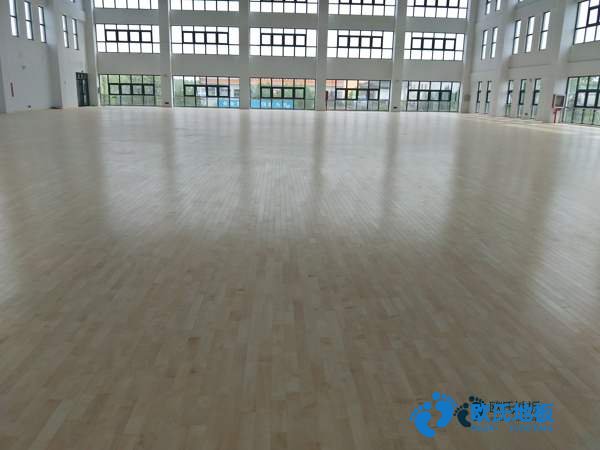 那有籃球運(yùn)動地板哪個牌子環(huán)保